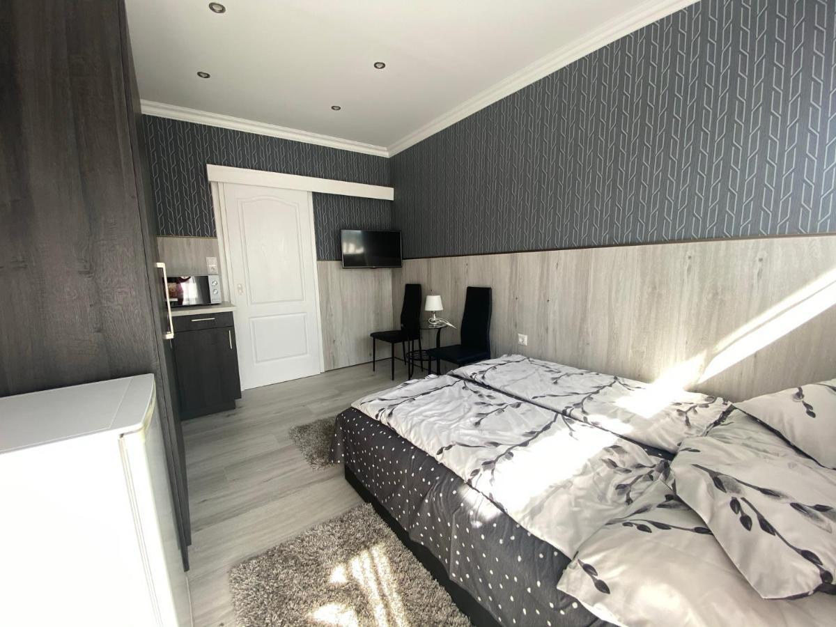Barbara Vendeghaz Apartment Balatonfured Exterior photo